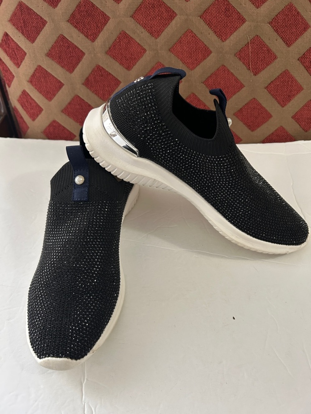 KG Kurt Geiger women’s sparkly black slip on sneakers fly knitted upper size 39